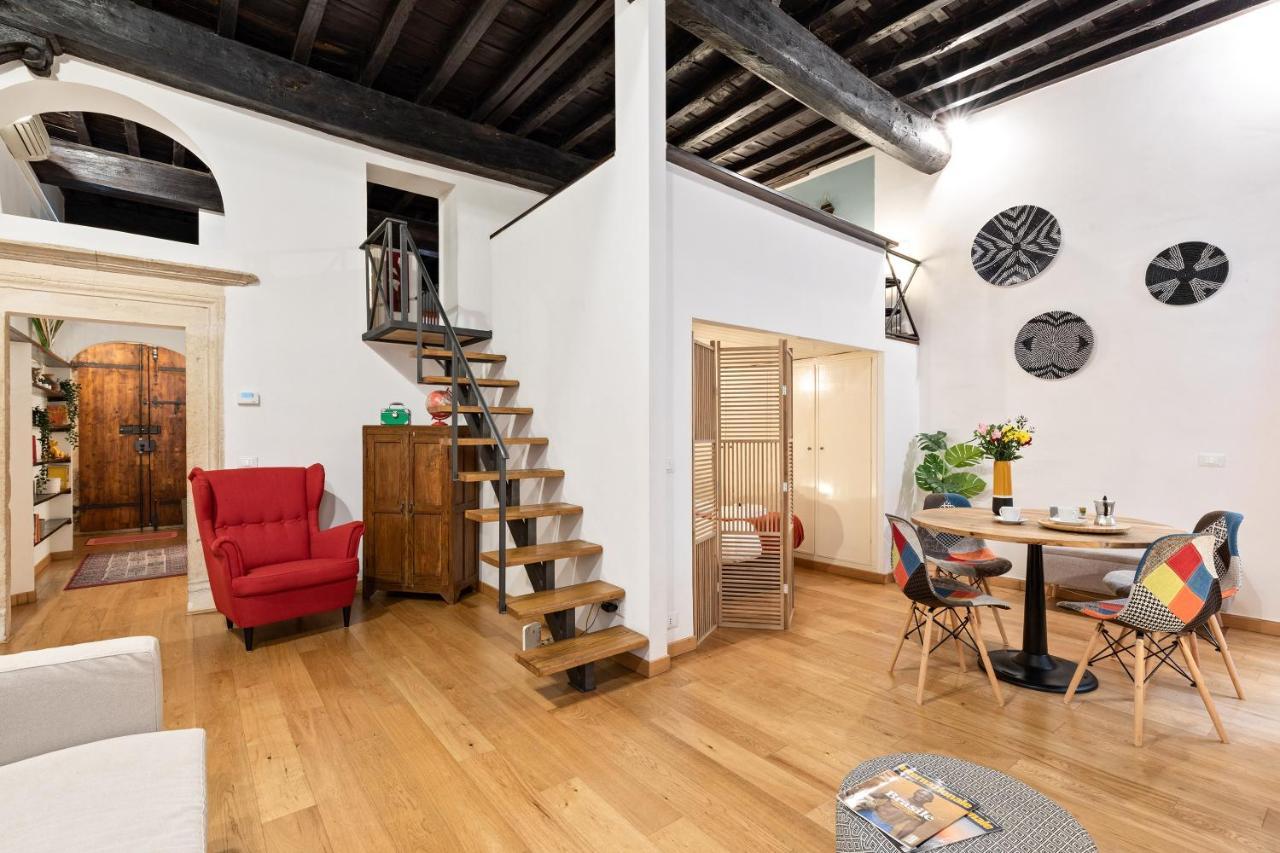 Апартаменти Rome As You Feel - Charming Loft In Navona Екстер'єр фото