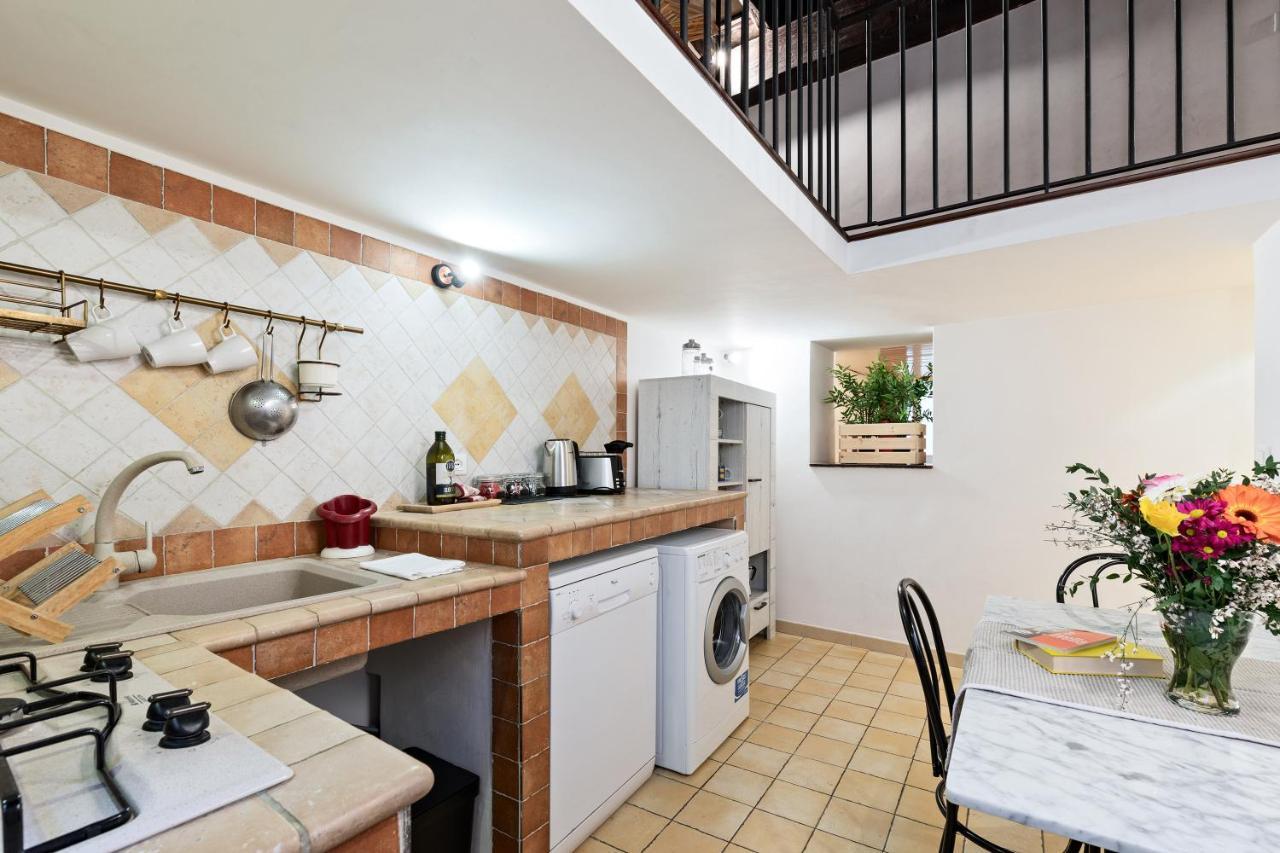 Апартаменти Rome As You Feel - Charming Loft In Navona Екстер'єр фото